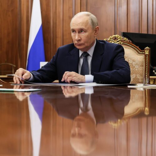 Putin prepara su teatro electoral: el Kremlin aparta a los incómodos y mide la obediencia de quienes quedan
