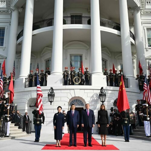 «La trampa de Tucídides puede ser evitada»: Trump recibe a Xi Jinping con pompa y circunstancia para tapar las tensiones entre las dos superpotencias