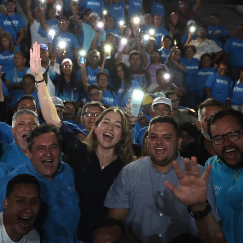 Regresa a Caracas Claudia Macero, jefa de prensa de María Corina Machado: «Estoy abriendo camino»