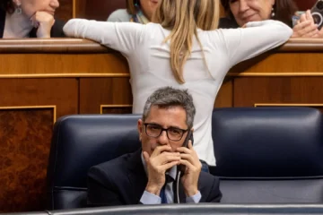Moncloa busca un encaje de bolillos para contentar a los socios en un último intento por salvar la «legislatura de la vivienda»