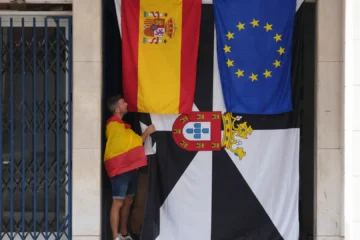 Los empresarios ceutíes reclaman que su entrada en la Unión Aduanera les permita mantener las ventajas fiscales