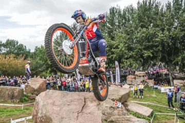 Toni Bou vuelve a hacer historia: gana su 40º título mundial de trial