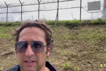 Iker Jiménez se queda sin palabras en Corea del Sur: «Hay robots con piel»