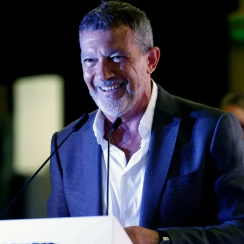 Antonio Banderas defiende el teatro en tiempos de IA: «Es un refugio para la verdad»