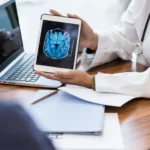 Identifican una alteración en el cerebro y el líquido cefalorraquídeo que podría estar asociada al alzhéimer