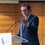 Garamendi reordena a su ‘guardia pretoriana’ y da mando en plaza a Madrid y Cataluña para negociar las grandes reformas tras el 29-N