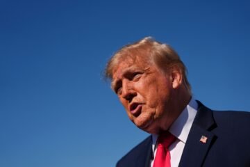 Trump tolera el regreso de Machado, pero deja claras sus preferencias: «Espero que esté a salvo, es una mujer muy amable. Pero nos va muy bien en Venezuela»