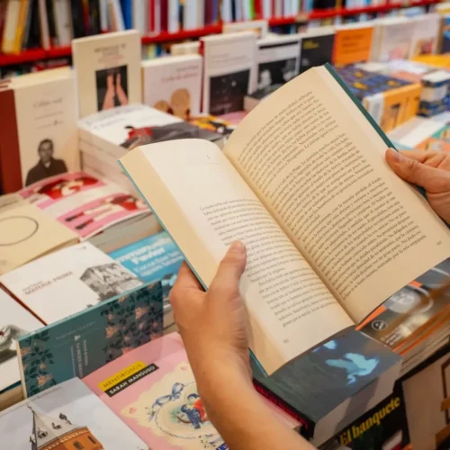 El Día de las Librerías, que coincide con la convocatoria de huelga general, se pasa del 11 al 13 de noviembre