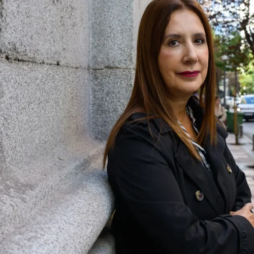 Dolores Redondo, el ‘boom’ editorial del otoño: «A mí no me interesa que mis novelas sean las más vendidas, sino las más amadas»