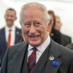 El rey Carlos III se convierte en diseñador de una nueva colección cápsula de Burberry